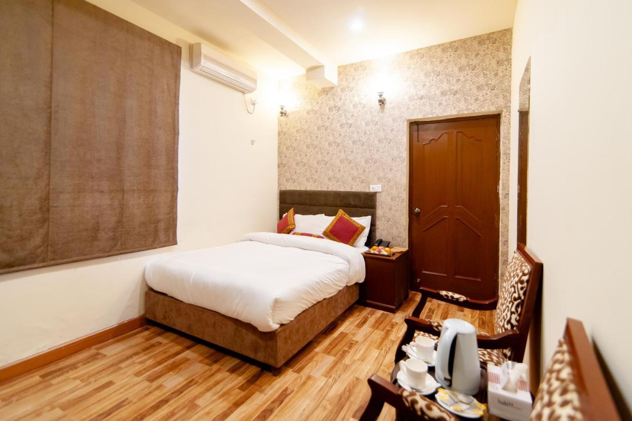 Shelton Guest House Исламабад Екстериор снимка