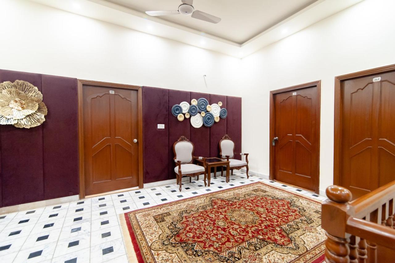 Shelton Guest House Исламабад Екстериор снимка