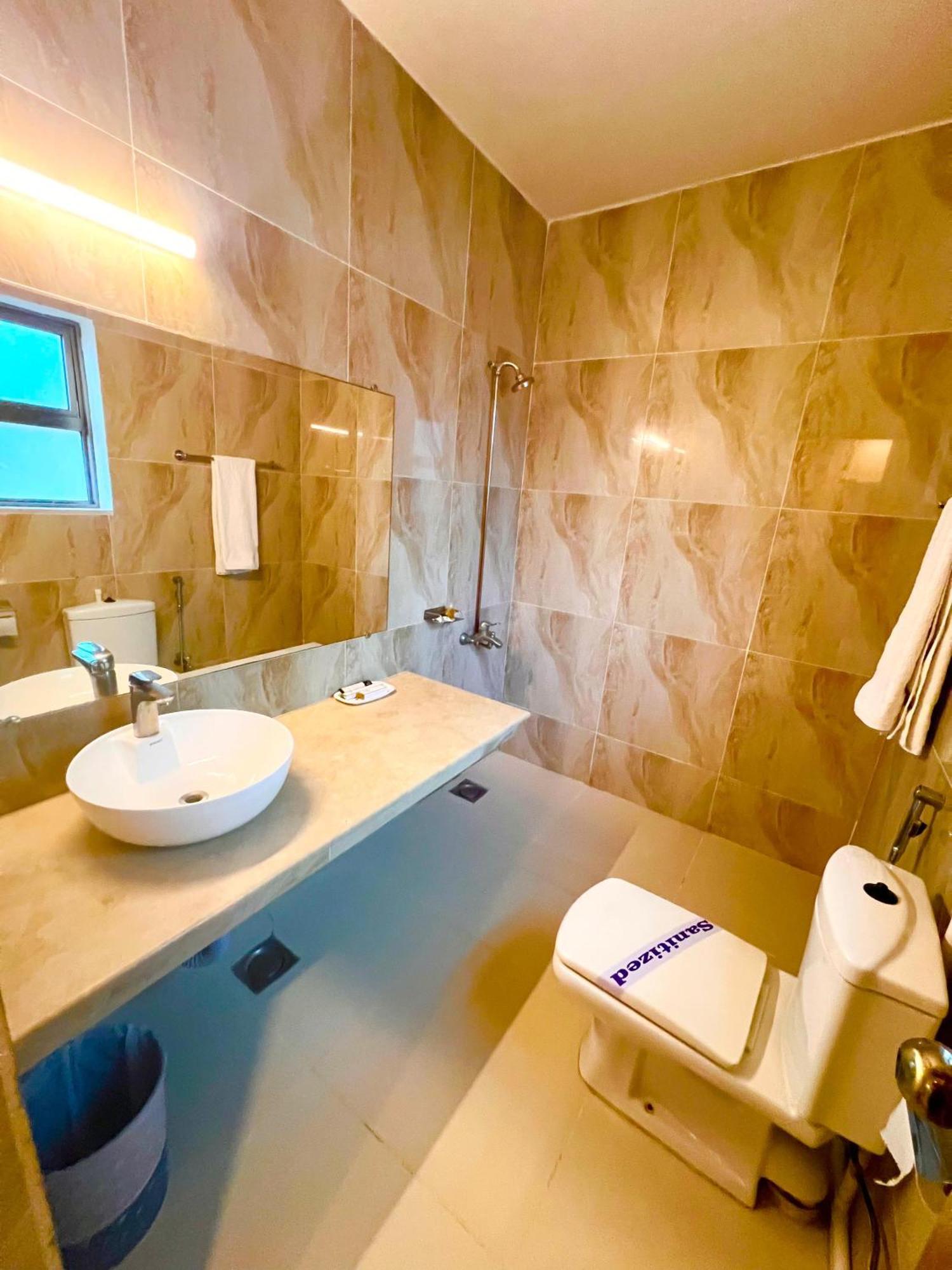 Shelton Guest House Исламабад Екстериор снимка