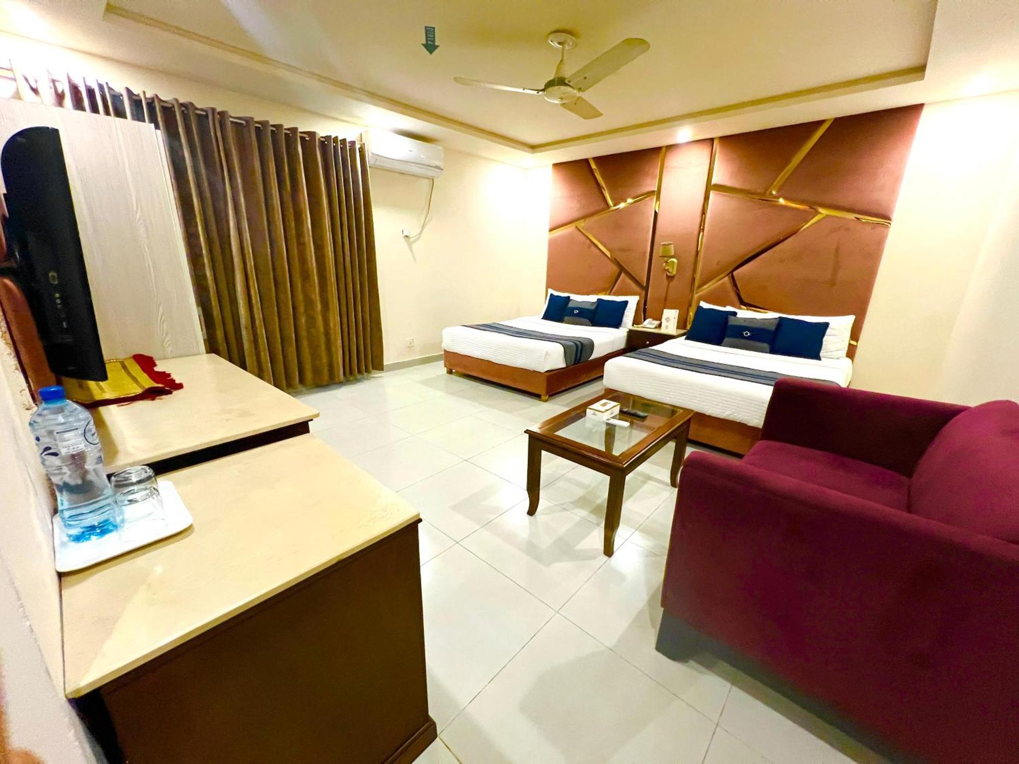 Shelton Guest House Исламабад Екстериор снимка